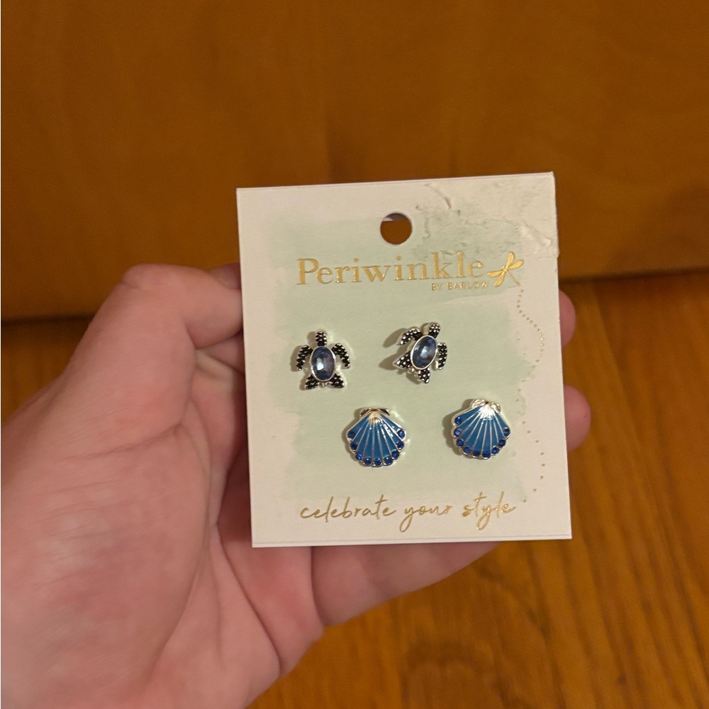 Periwinkle Turtle and Shell Earrings NWT